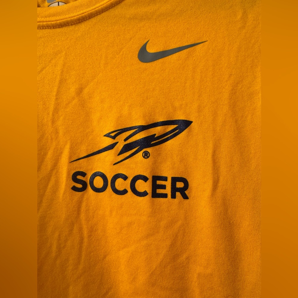 NWOT Nike DRI-FIT Golden Soccer Tee Yellow And Black Size Medium - Picture 4 of 6